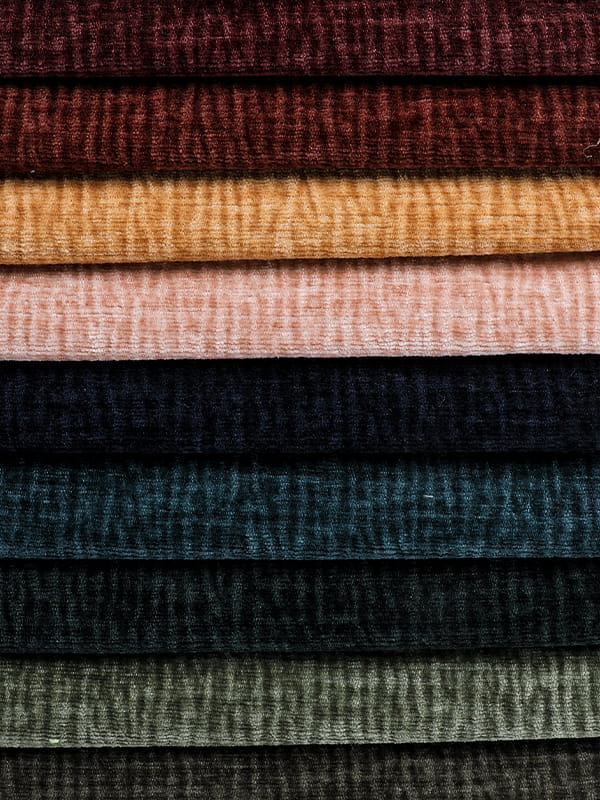 Cat persian lapa tolg uigeach chenille fabraic