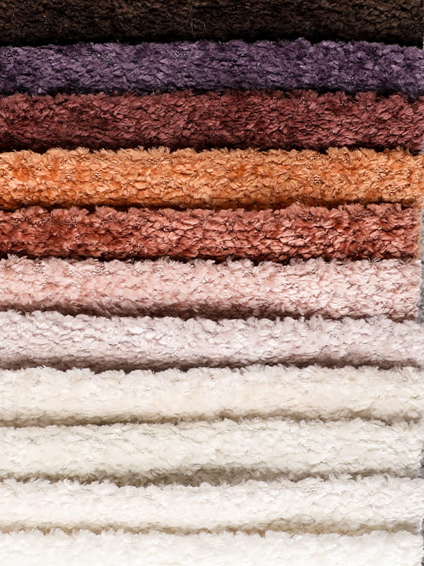 Poileistear agus fabraic línéadach hamaro tolg